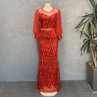 African Fashion Sequin Dress for Plus Size Elegance on a Mannequin in Red